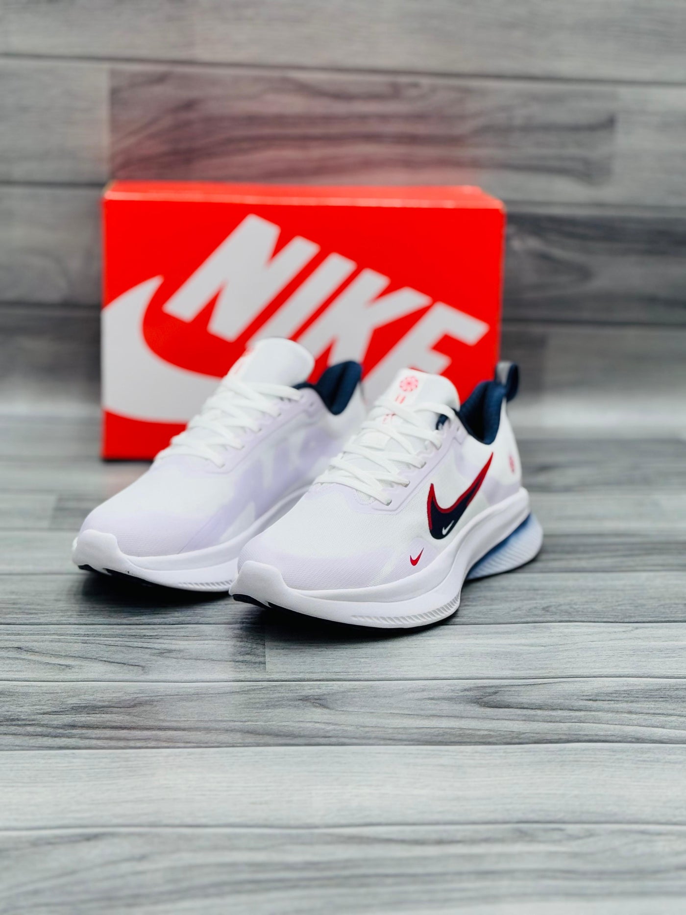 NIKE AIR ZOOM(white)