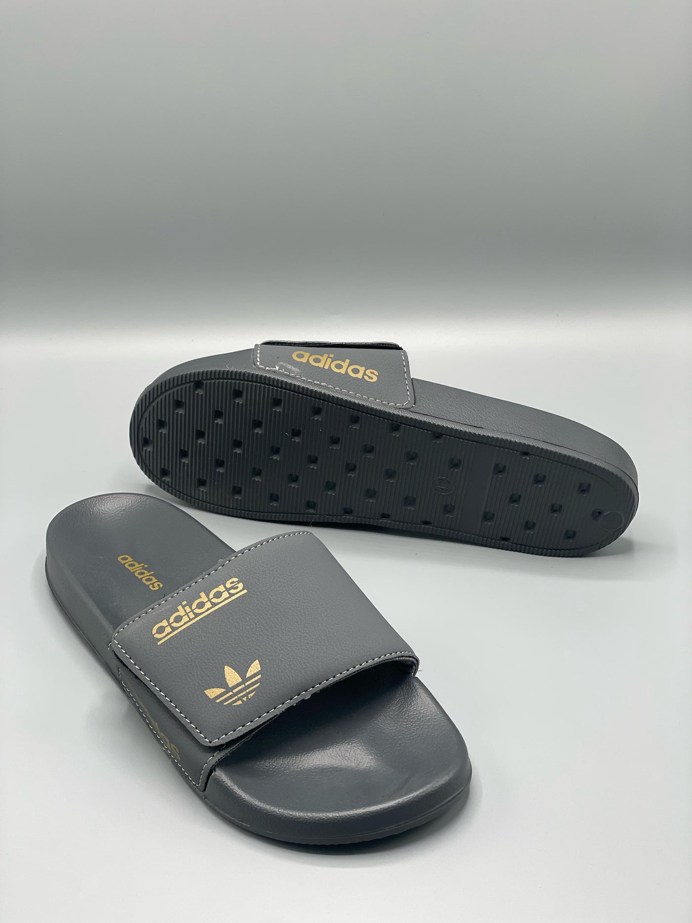 BRAND FOOTWEAR SLIPPERS (grey)