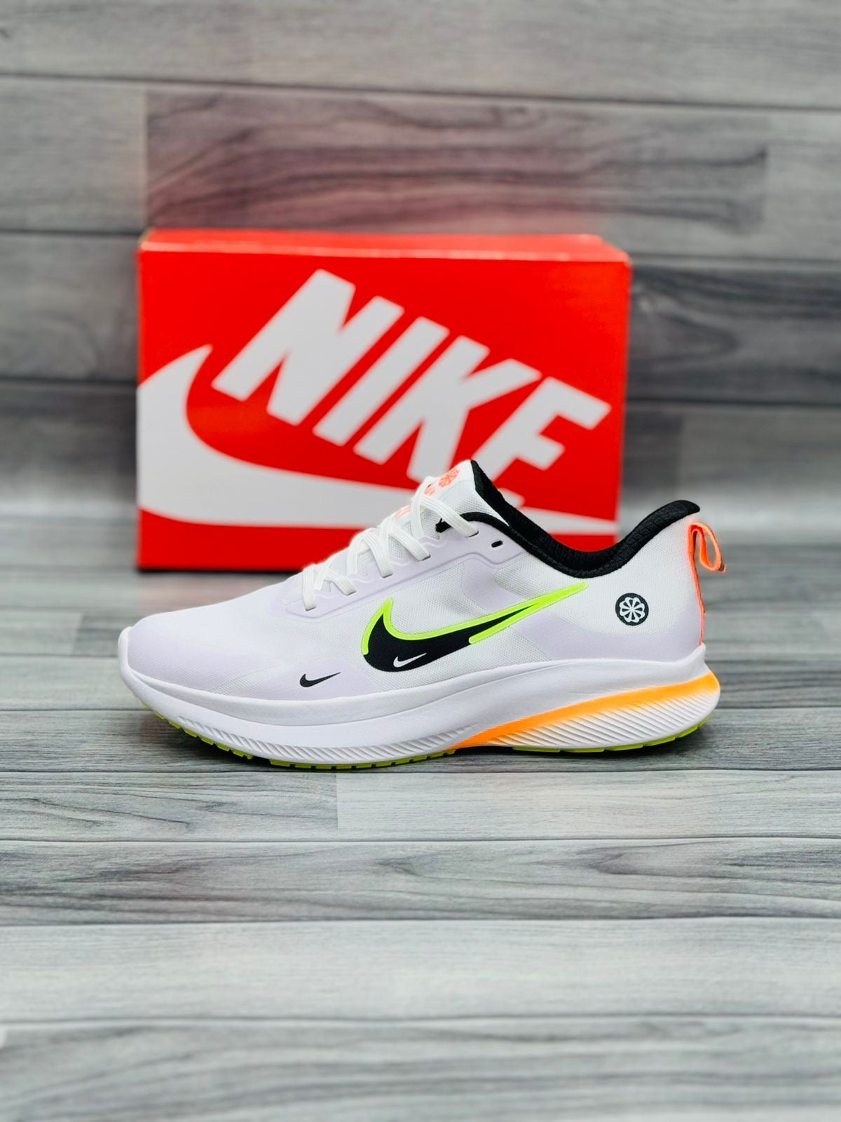 NIKE AIR ZOOM(white)