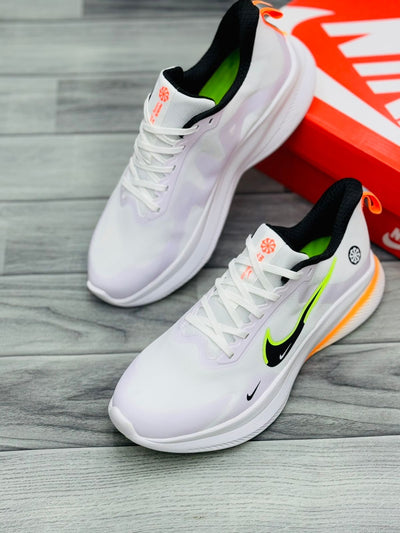 NIKE AIR ZOOM(white)