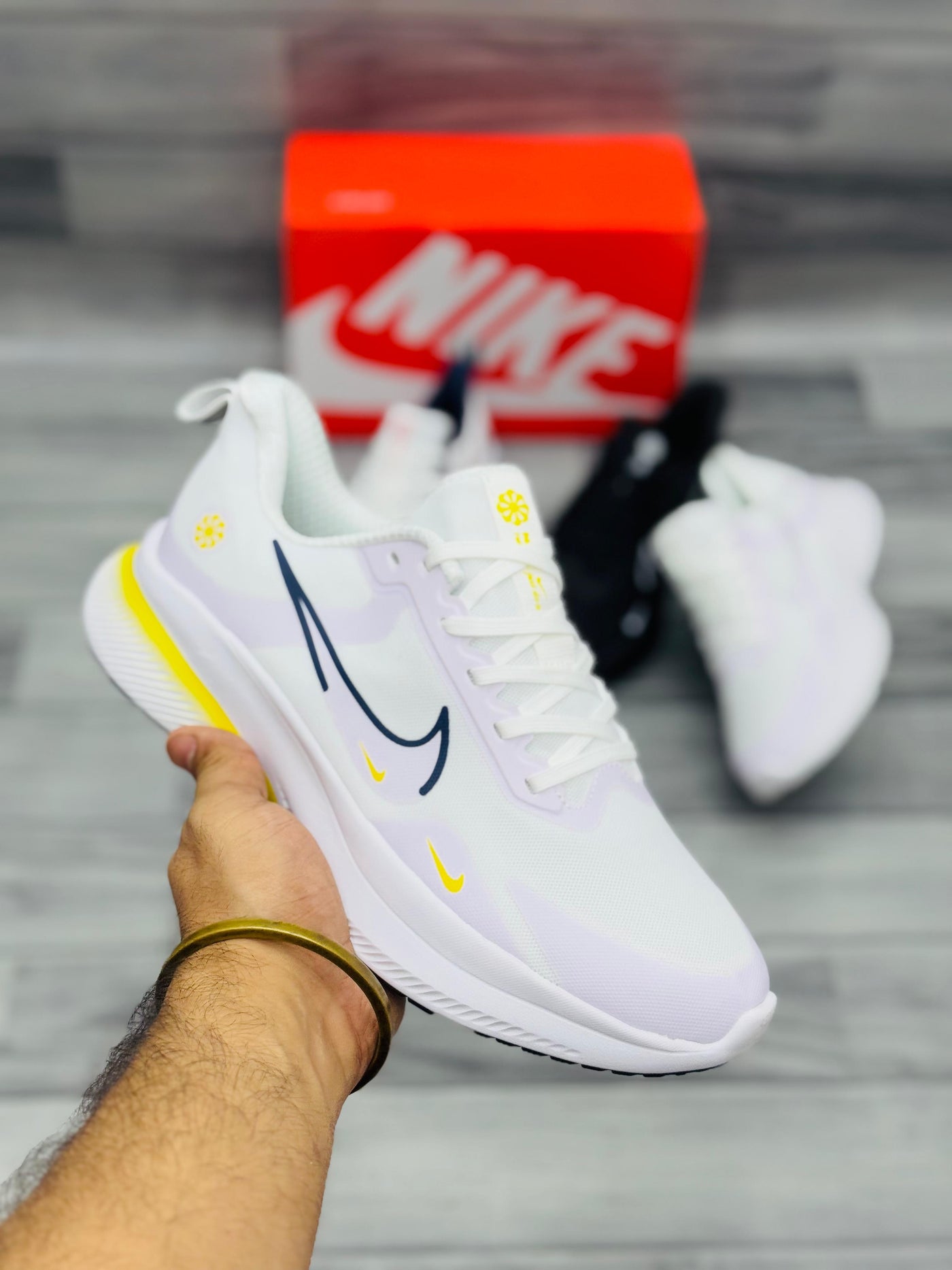 NIKE AIR ZOOM(white)