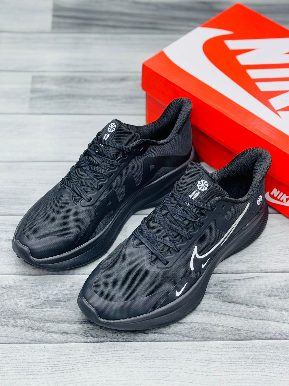 NIKE AIR ZOOM(black)