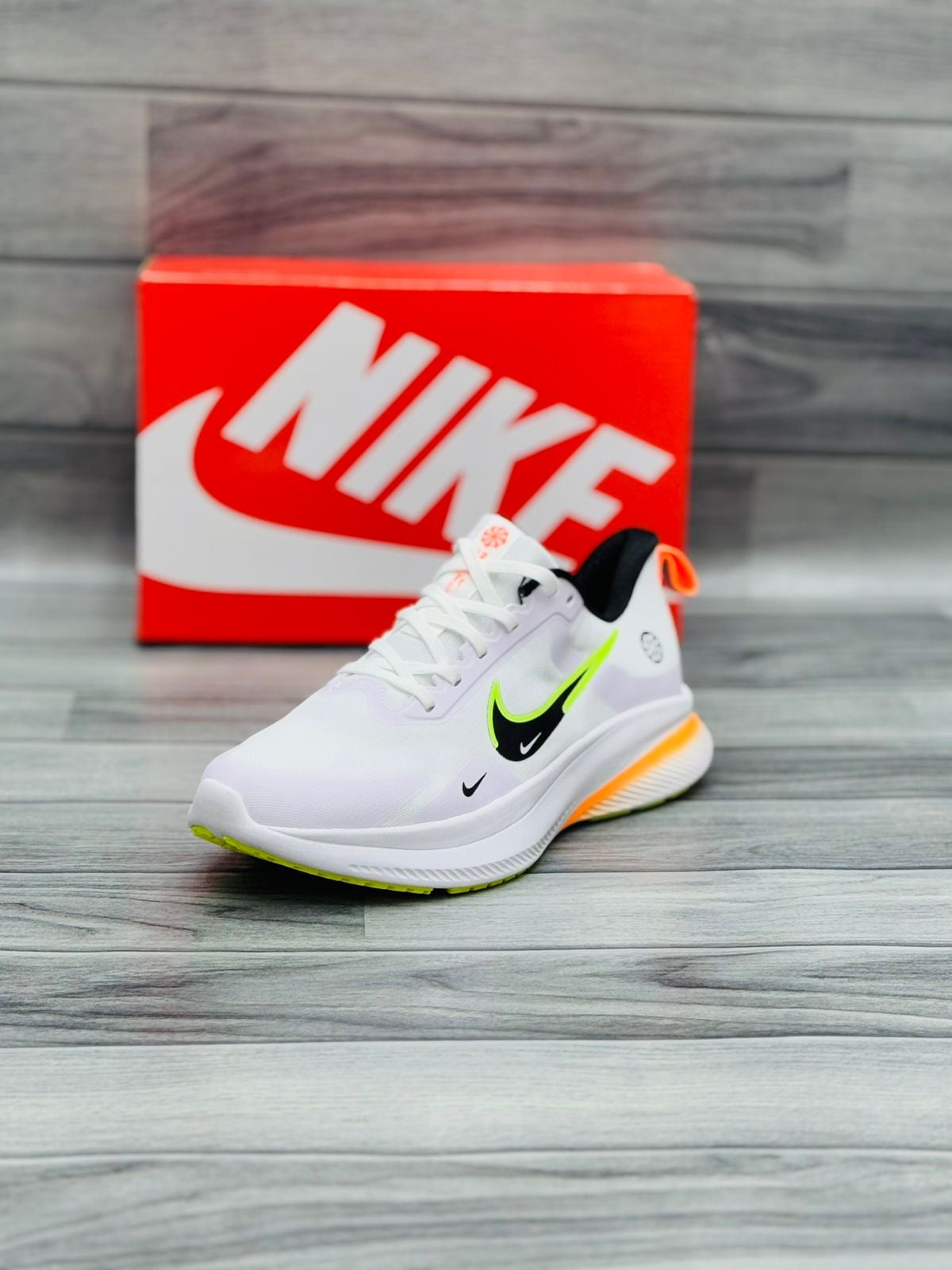 NIKE AIR ZOOM(white)