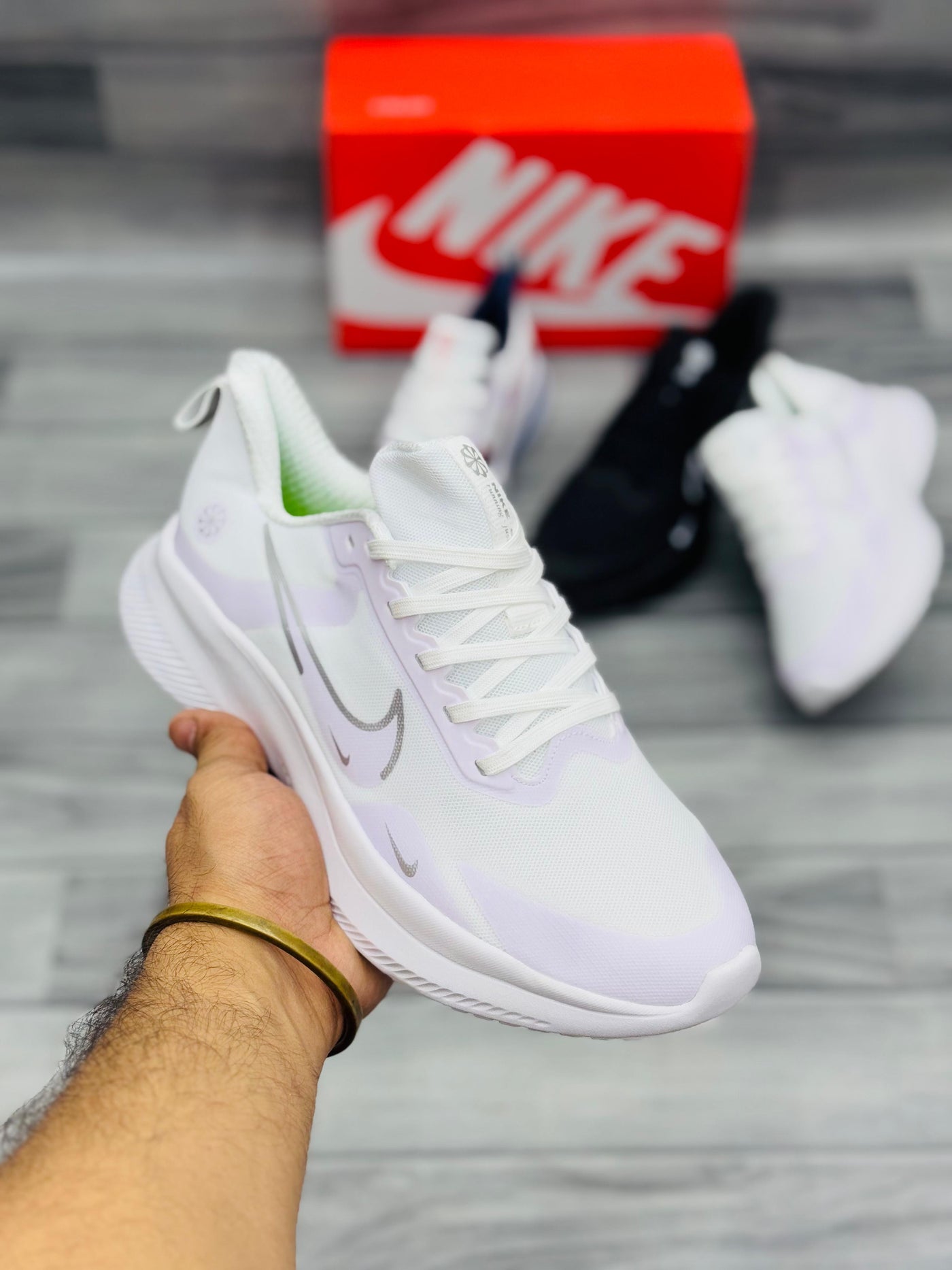 NIKE AIR ZOOM(white)