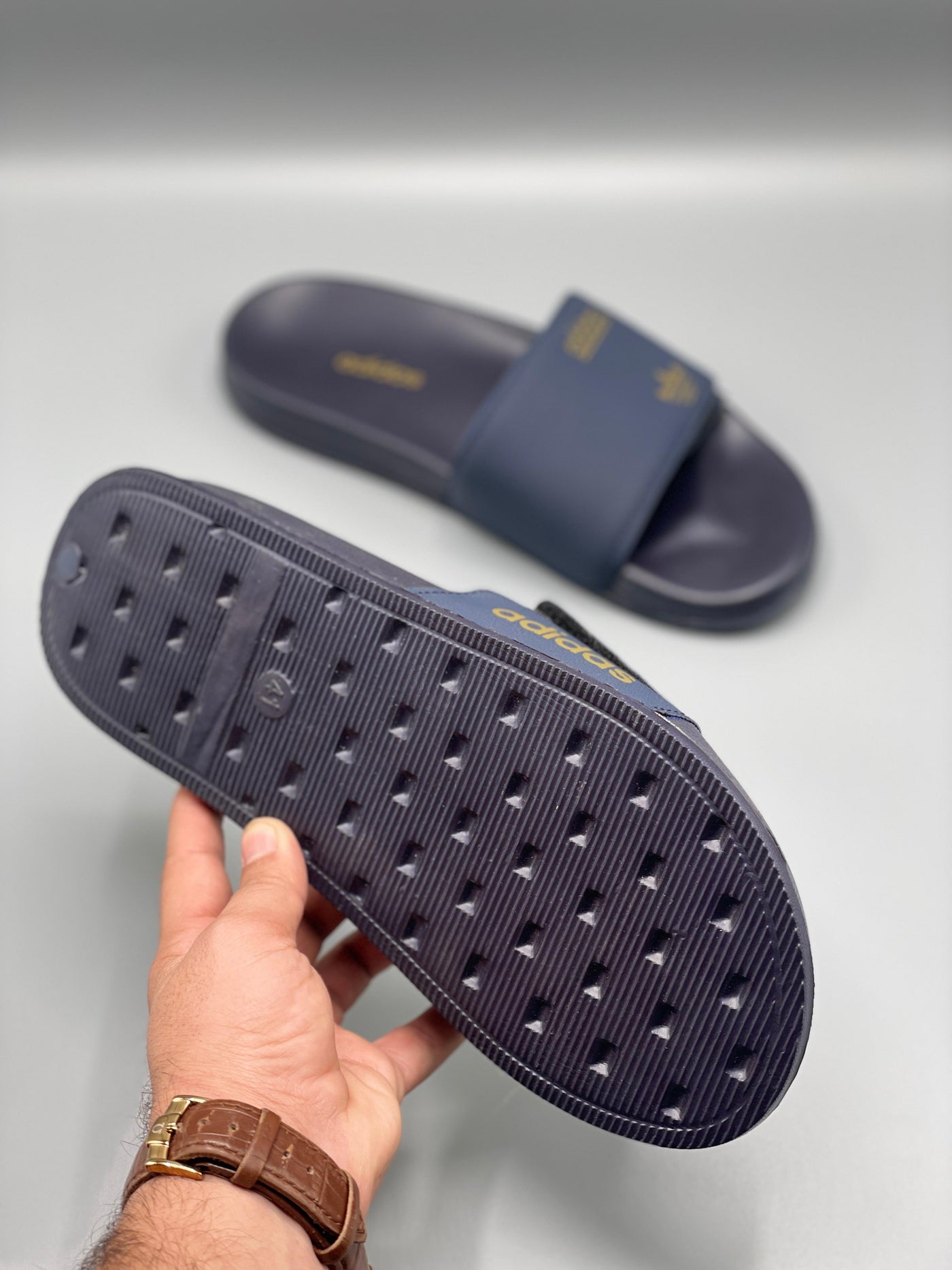 BRAND FOOTWEAR SLIPPERS (blue)