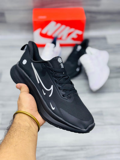 NIKE AIR ZOOM(black)